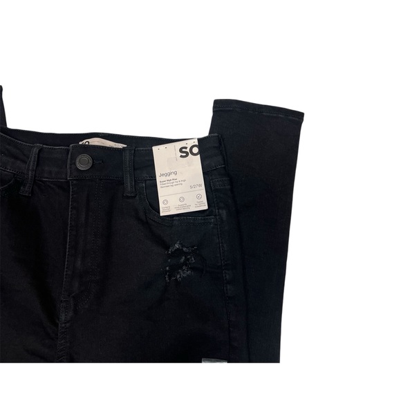 NWT SO Jeggings High Rise Sz 5 (27 W) Destroyed - Picture 4 of 12